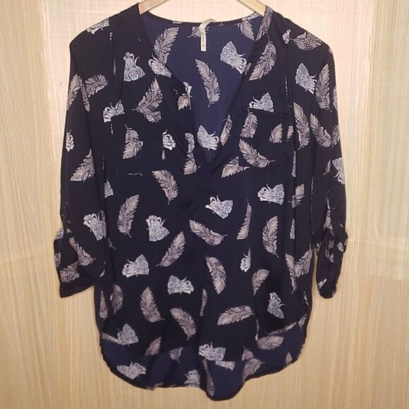 Live 4 Truth Plus Elephant Blouse Blue 2X - Picture 1 of 9